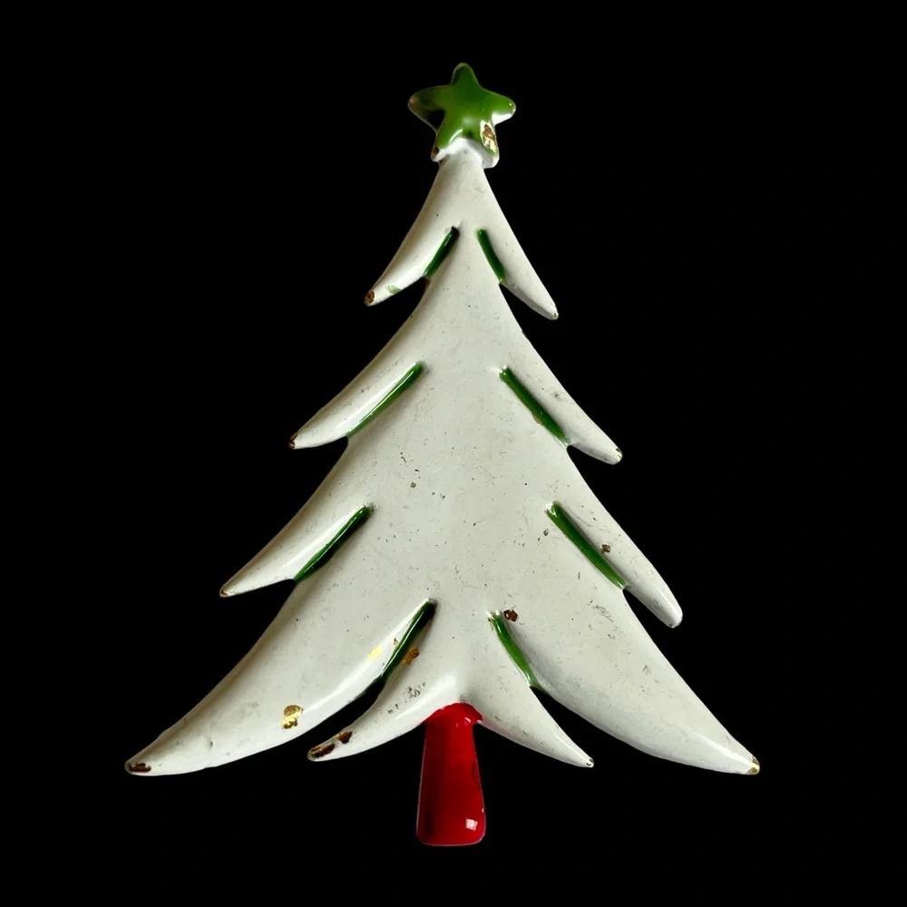 Vintage Signed ART Arthur Pepper White Enamel Christmas Tree Brooch - Picture 1 of 3